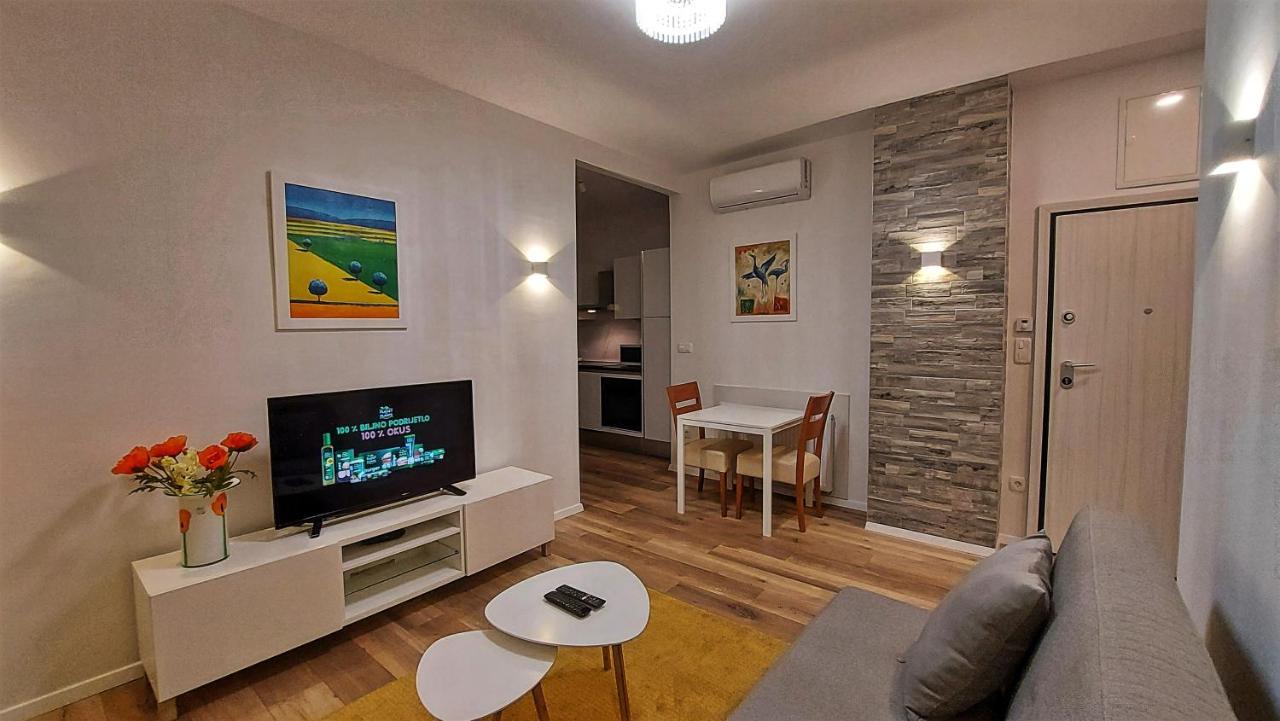 Apartments Square Zagreb Bagian luar foto