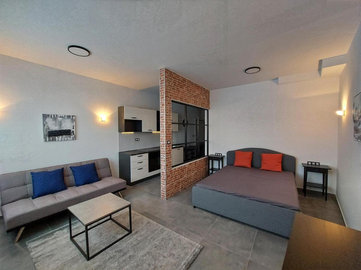 Apartments Square Zagreb Bagian luar foto