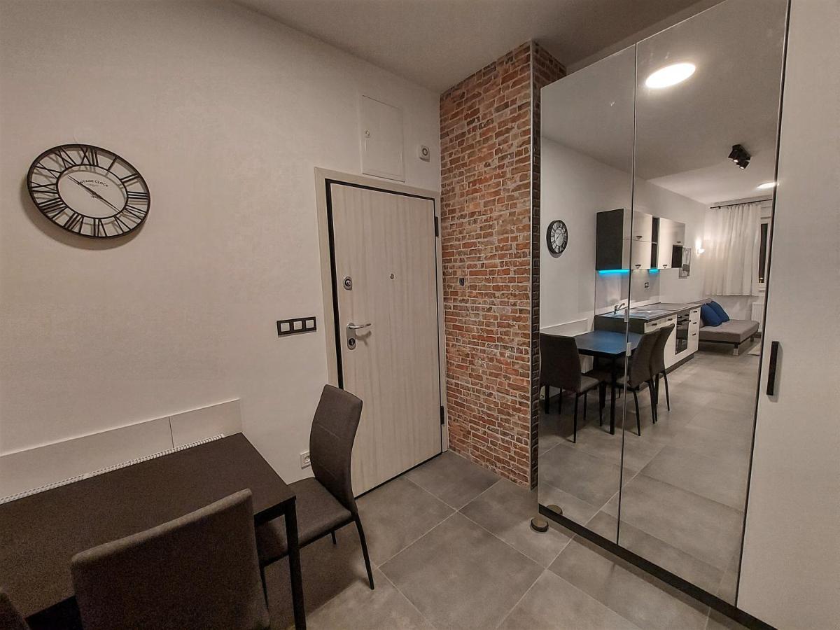 Apartments Square Zagreb Bagian luar foto