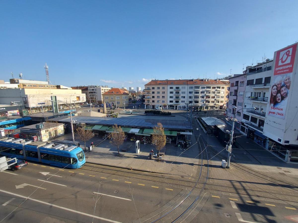 Apartments Square Zagreb Bagian luar foto