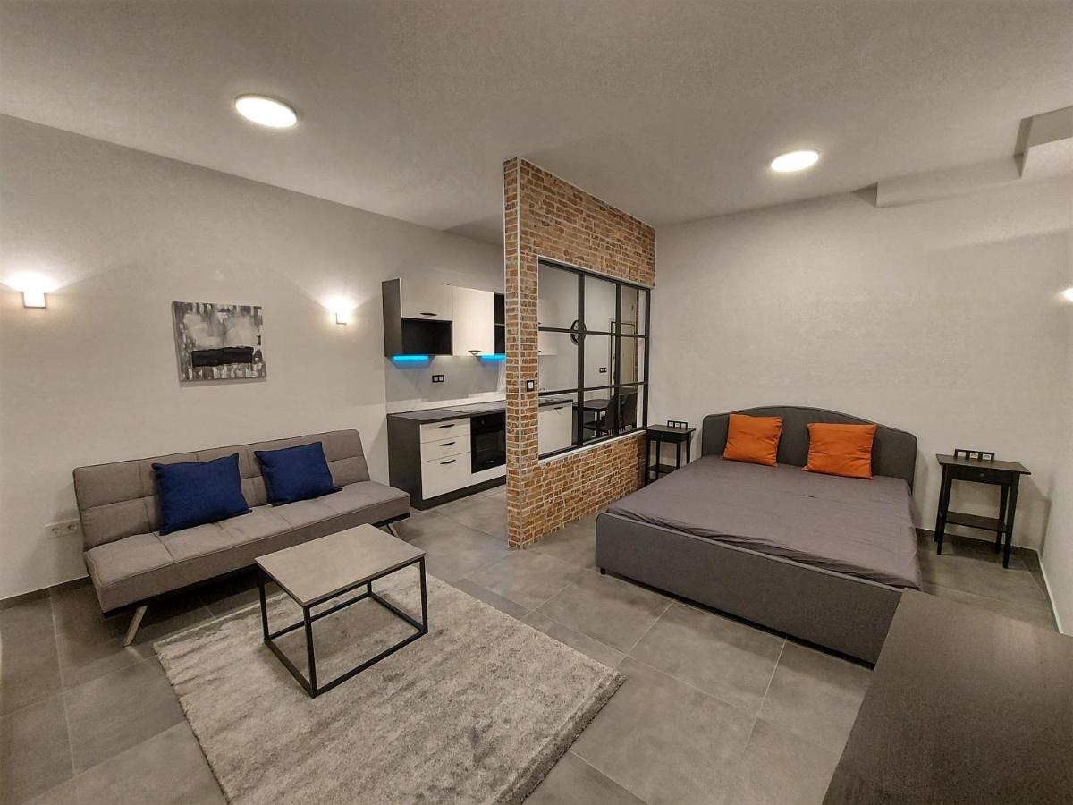 Apartments Square Zagreb Bagian luar foto