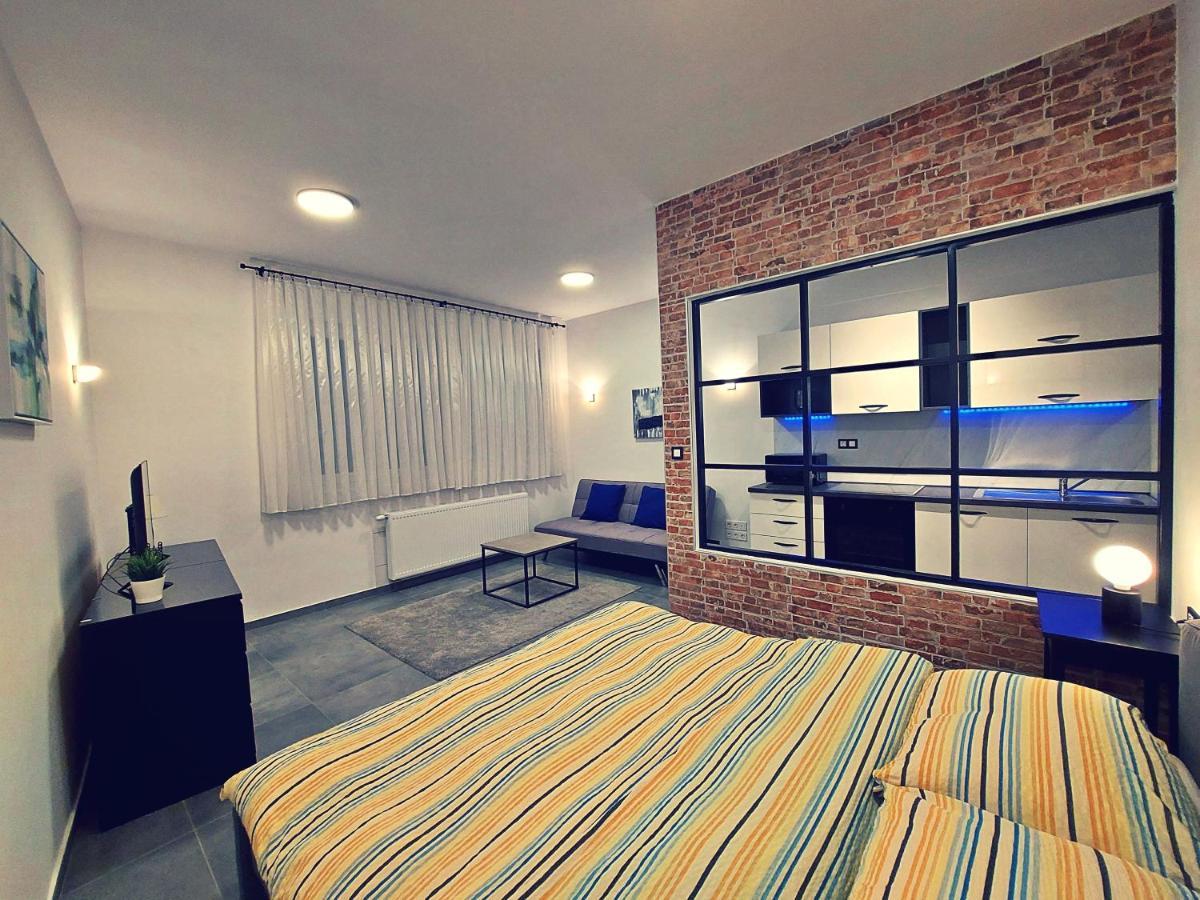 Apartments Square Zagreb Bagian luar foto